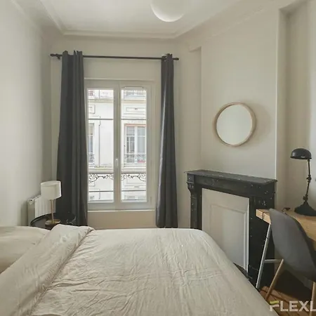 Flexliving - - Alesia Holiday home
