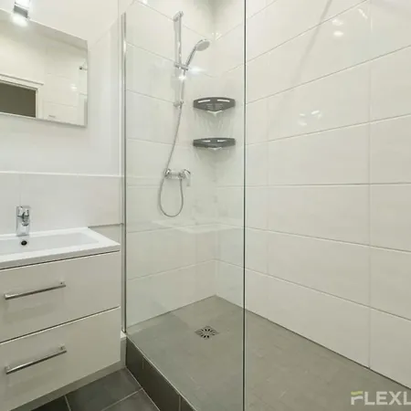 Flexliving - - Alesia Holiday home *
